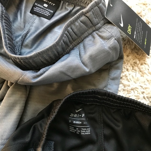 Nike Toddler boys! - Picture 2 of 4